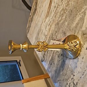 Cupcakes and Cashmere bow candle holder